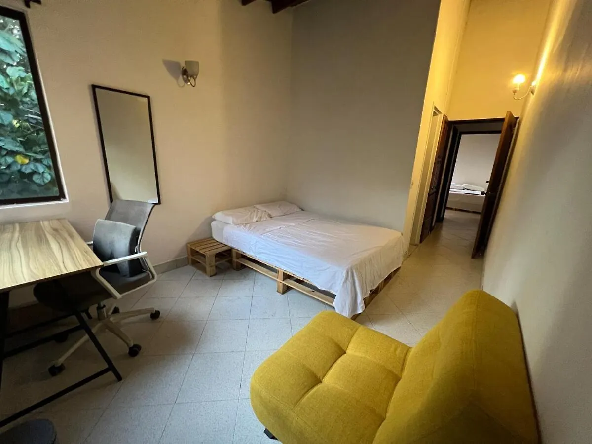 Apartamento Pantera Laureles Medellin 0*,  Colombia